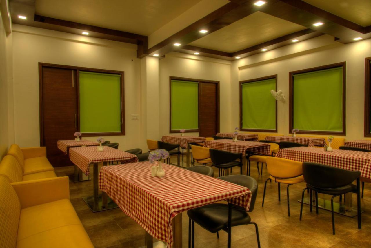The Palm Resort-Luxuria Nainital Exterior photo
